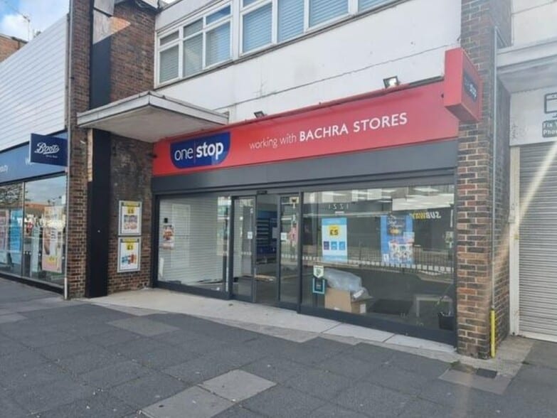 39-41 Furtherwick Rd, Canvey Island for sale - Building Photo - Image 1 of 1