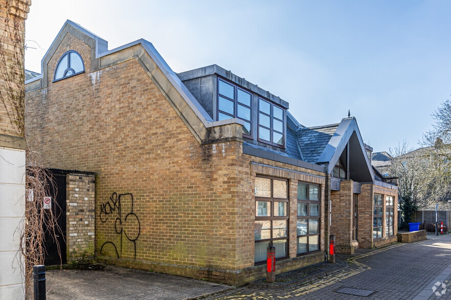 50-51 Cambridge Pl, Cambridge to rent - Building Photo - Image 2 of 2