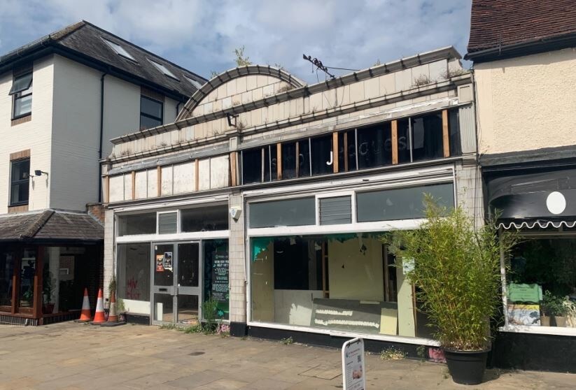 49-51 High St, Leatherhead for sale Primary Photo- Image 1 of 1