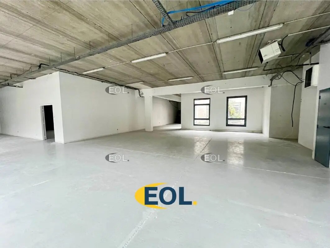 Industrial in Roissy-en-France to rent Interior Photo- Image 1 of 5