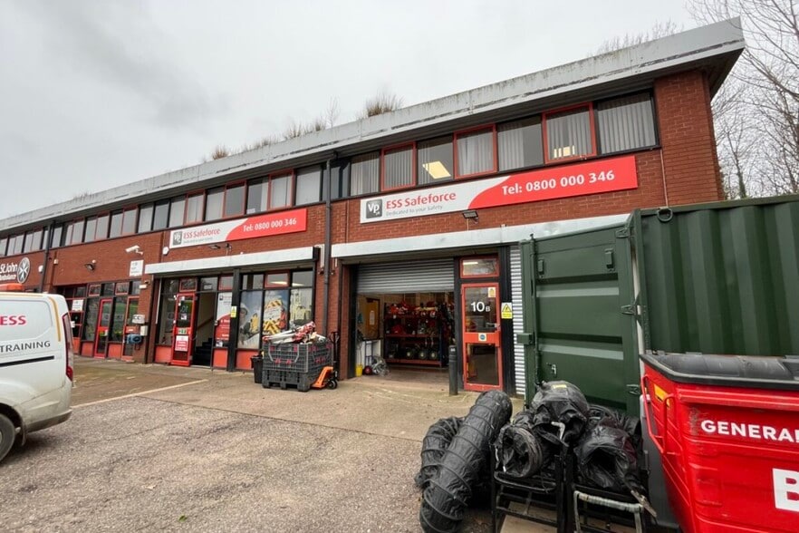 Manaton Clos, Exeter for sale - Building Photo - Image 1 of 3