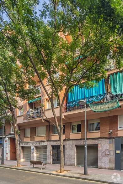 Carrer De Pere Sanfeliu, 17-19, Barberà del Vallès, Barcelona for sale - Primary Photo - Image 1 of 2