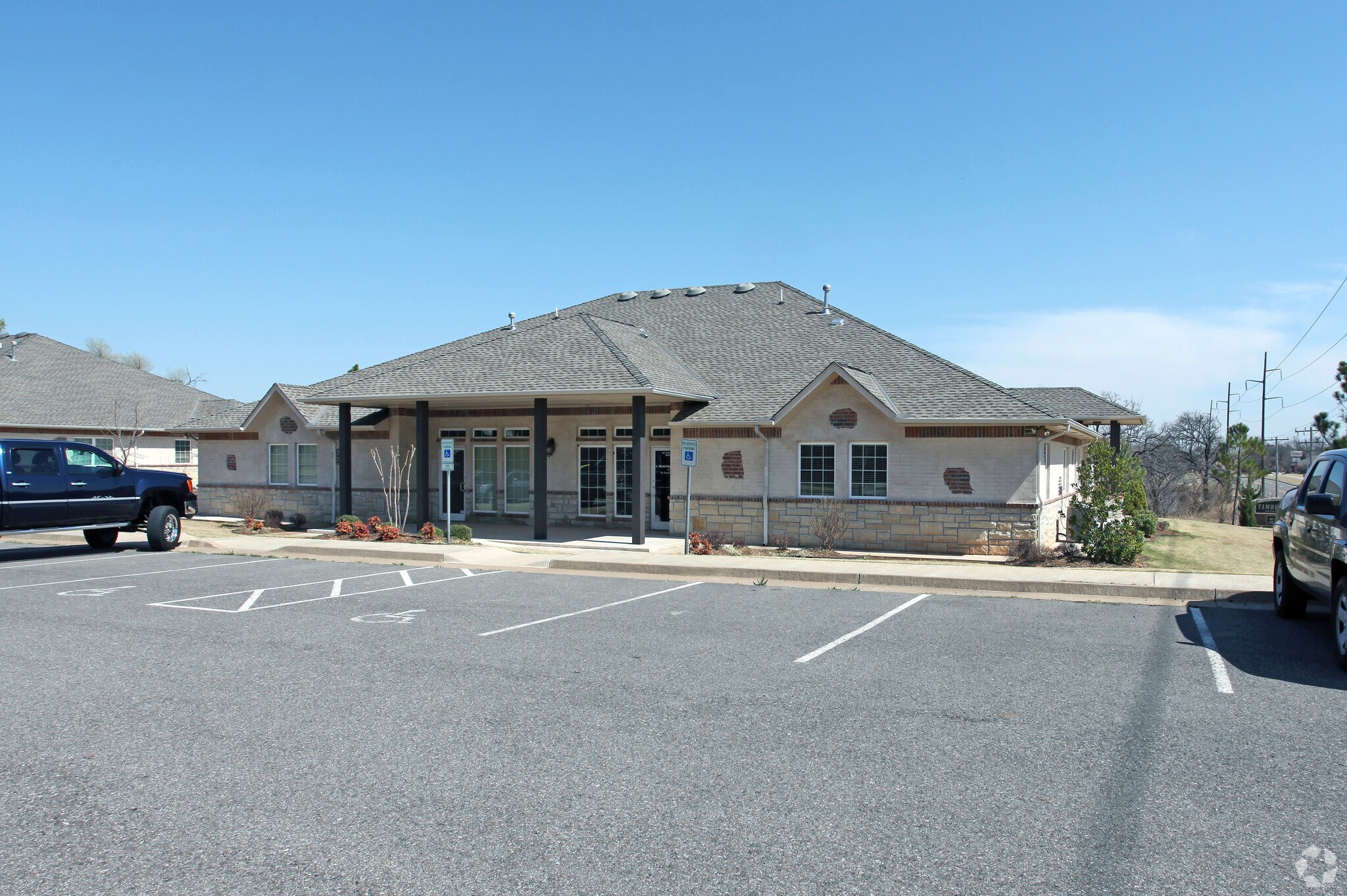 941 NW 164th St, Edmond, OK to rent Building Photo- Image 1 of 8