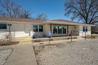 More details for 302 S Lincoln Dr, Troy, MO - Office / Medical to Rent