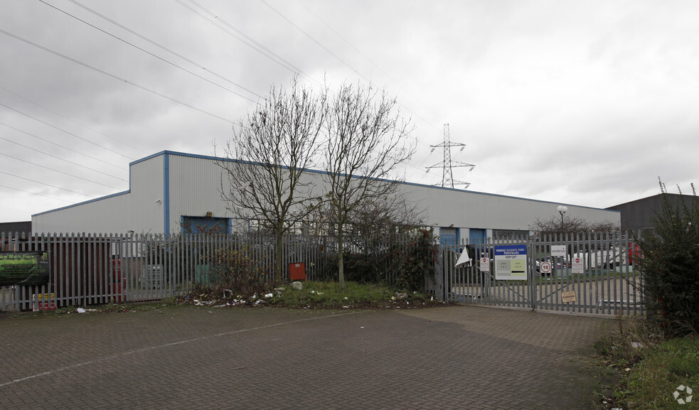 Pylon Way, Croydon for sale - Primary Photo - Image 1 of 1