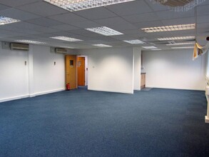 Horsted Sq, Uckfield for rent Interior Photo- Image 2 of 2