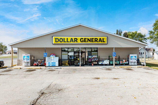 More details for 505 S Commercial Dr, Abingdon, IL - Retail for Auction