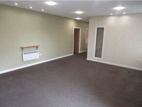130 Dunthorne Way, Milton Keynes to rent Interior Photo- Image 1 of 2
