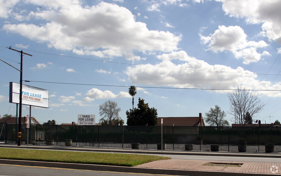 8642 Beverly Blvd, Pico Rivera, CA for sale - Primary Photo - Image 1 of 1