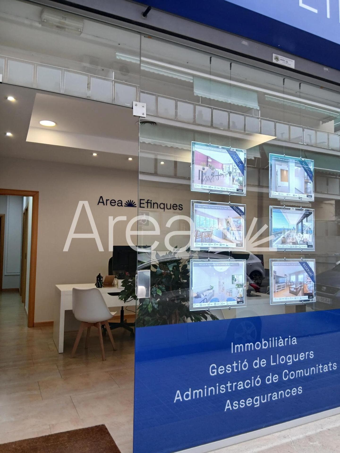 Office / Retail in Vilassar de Mar, Barcelona to rent Interior Photo- Image 1 of 2