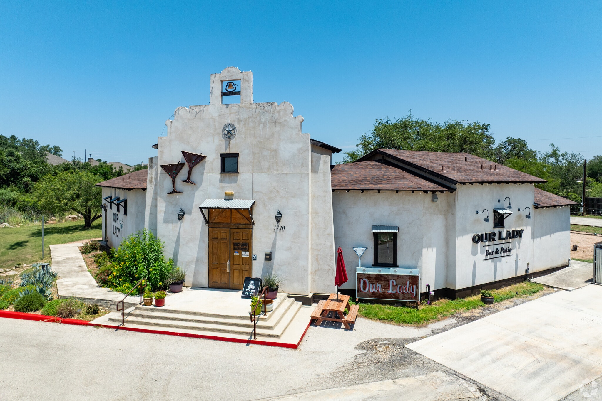 1720 Gruene Rd portfolio of 3 properties for sale on LoopNet.co.uk Building Photo- Image 1 of 42