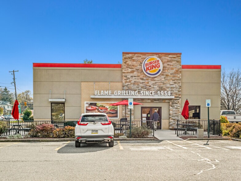 1408 Lititz Pike, Lancaster 17601 UK