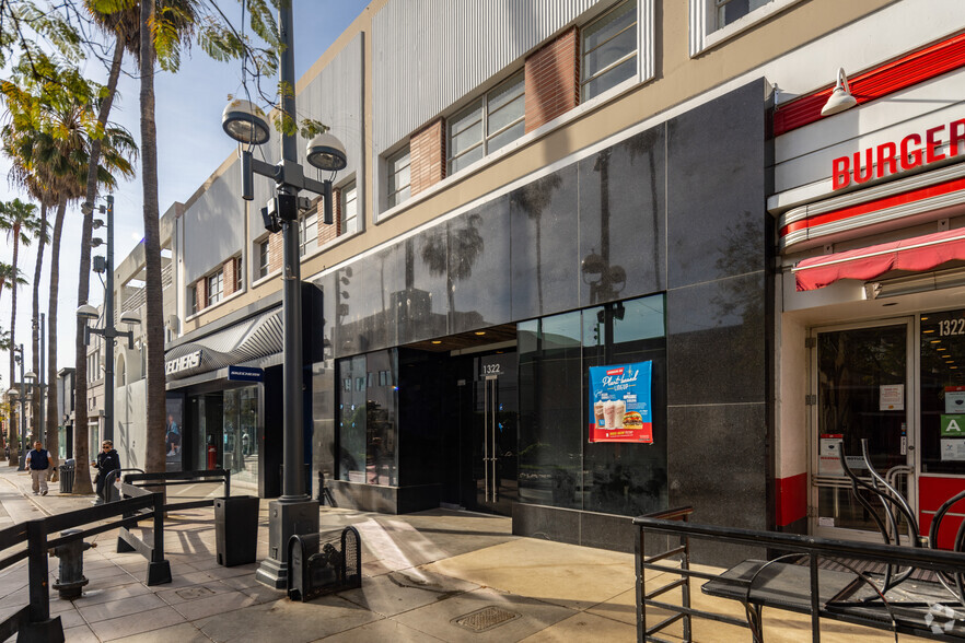 1322 3rd Street Promenade, Santa Monica, CA for rent - Building Photo - Image 1 of 4