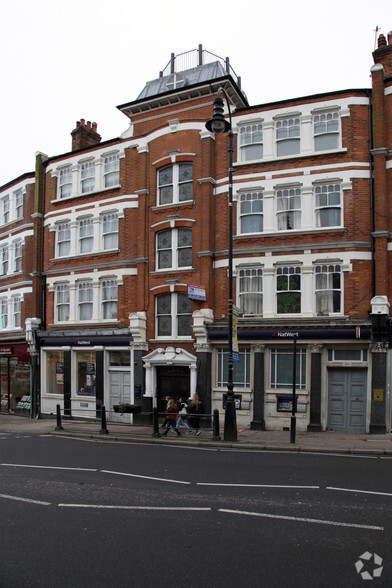 190-204 Muswell Hill Broa, London for rent - Building Photo - Image 2 of 3