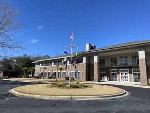 146 Fairchild St, Charleston, SC for rent Building Photo- Image 1 of 14