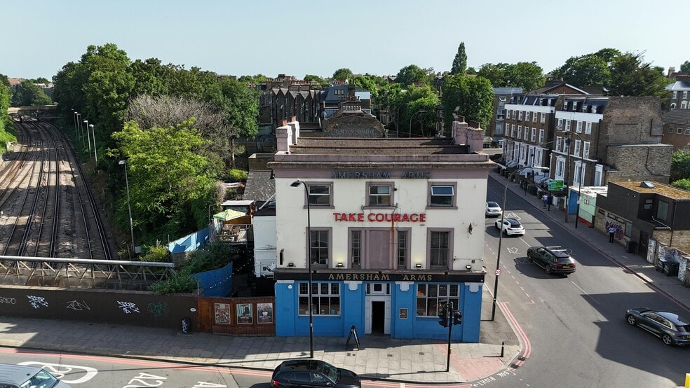 388 New Cross Rd, London to rent - Building Photo - Image 2 of 15