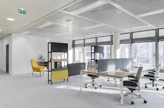 2 Allée De Longchamp, Suresnes to rent Interior Photo- Image 2 of 6