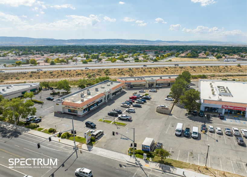 44201-44227 20th St W, Lancaster, CA for rent - Building Photo - Image 3 of 9