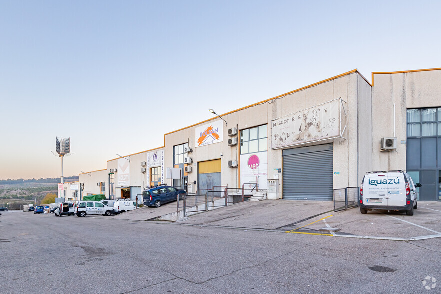 Industrial in Rivas-Vaciamadrid, MAD for rent - Building Photo - Image 1 of 4