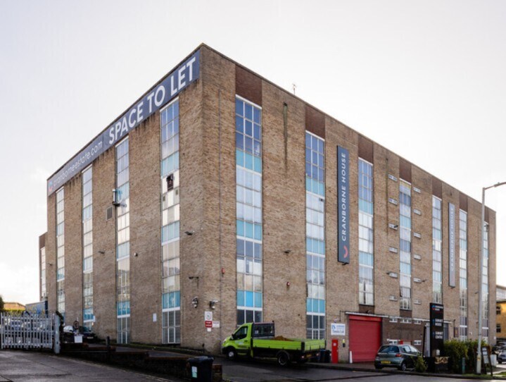 Cranborne Rd, Potters Bar for sale Building Photo- Image 1 of 1