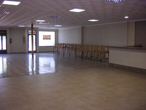 Retail in Villacañas, Toledo to rent Interior Photo- Image 1 of 7