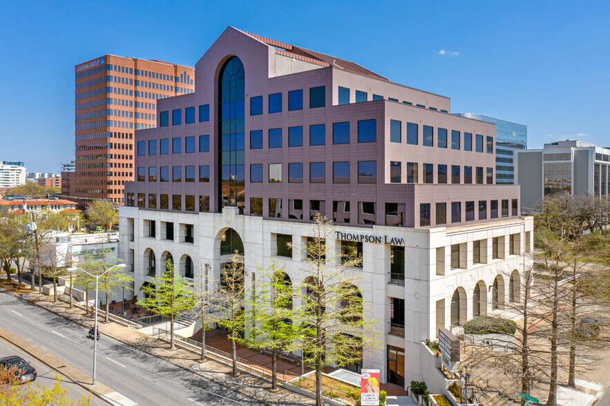 3300 Oak Lawn Ave, Dallas, TX for rent - Building Photo - Image 1 of 3