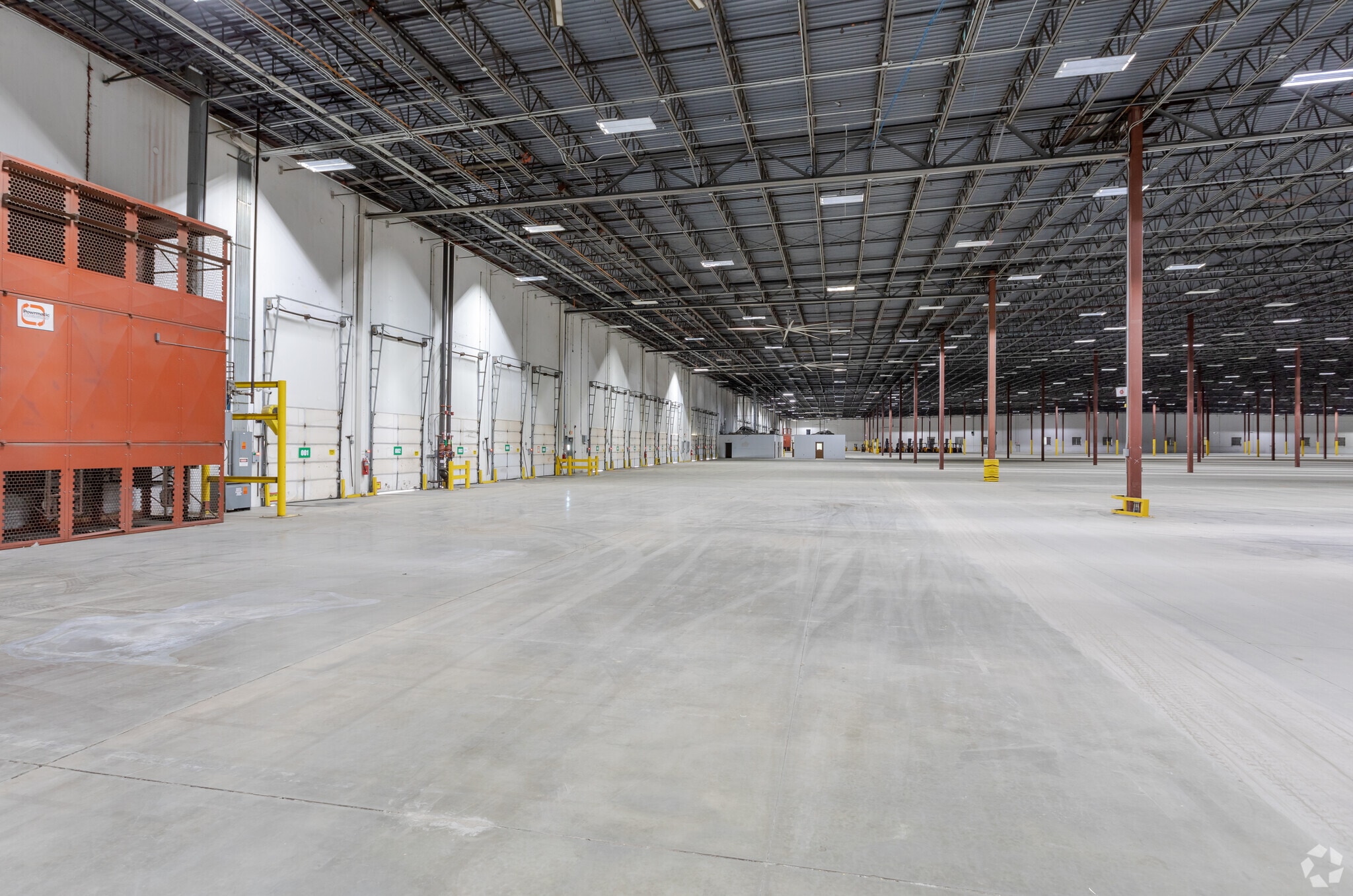 4800 Corporation Dr, Fayetteville, NC to rent Interior Photo- Image 1 of 9