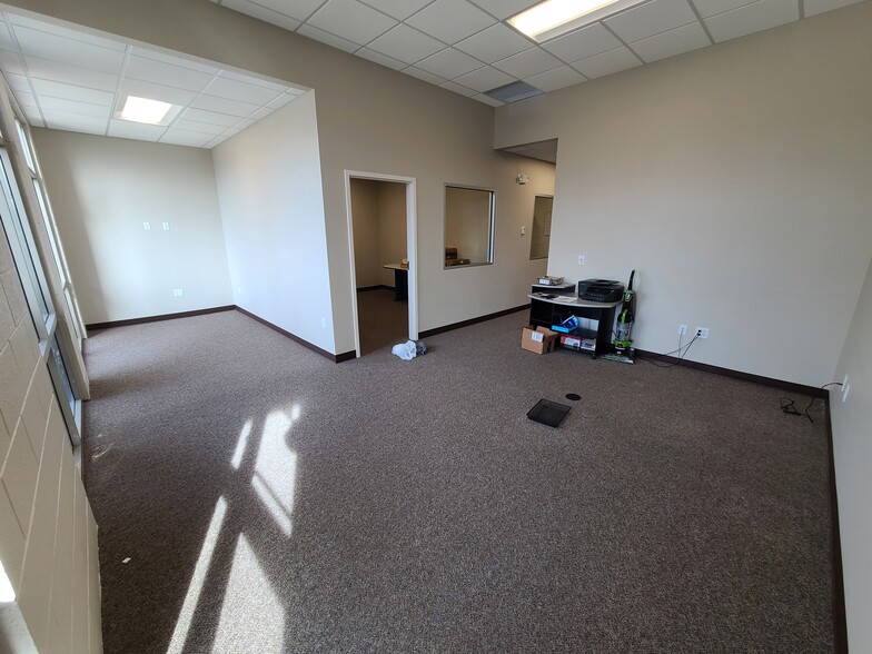 7771 S Allen St, Midvale, UT for rent - Building Photo - Image 2 of 8