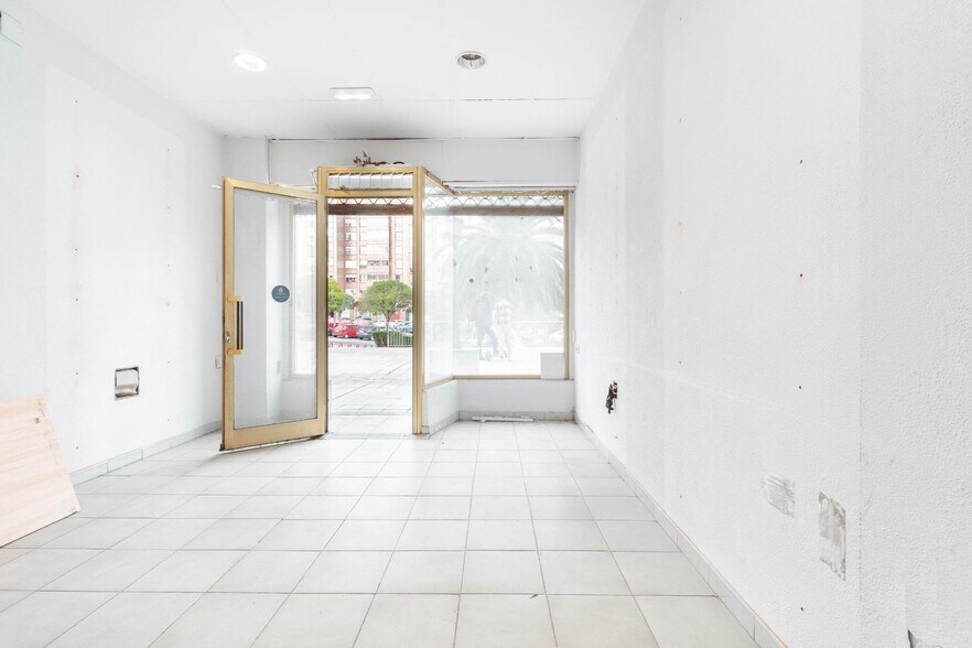 Calle del Doctor Marañón, 15, Avilés, Asturias for sale - Building Photo - Image 1 of 33