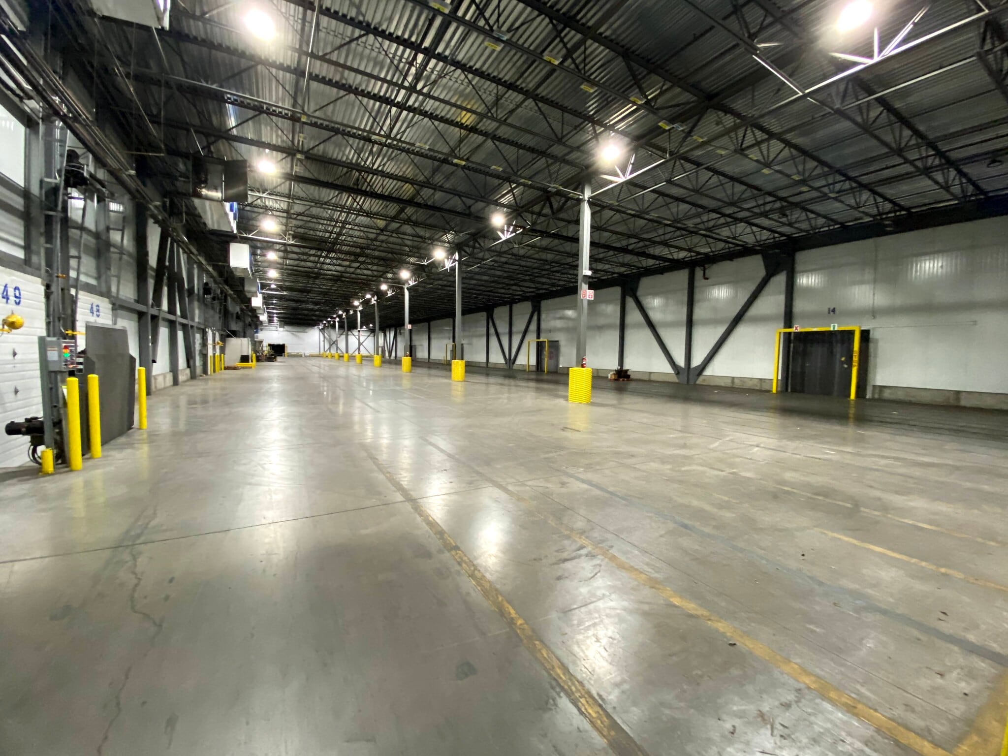 627 Railex Rd, Burbank, WA to rent Interior Photo- Image 1 of 3