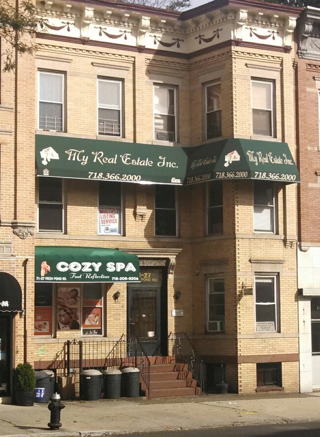 More details for 71-27 Fresh Pond Rd, Ridgewood, NY - Retail for Sale