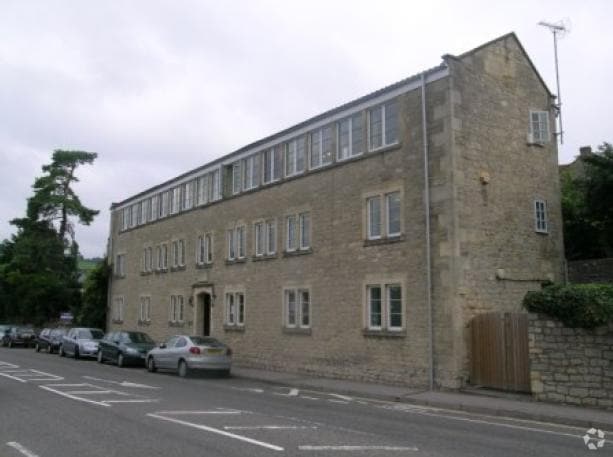 251-253 London Rd E, Bath to rent Primary Photo- Image 1 of 8