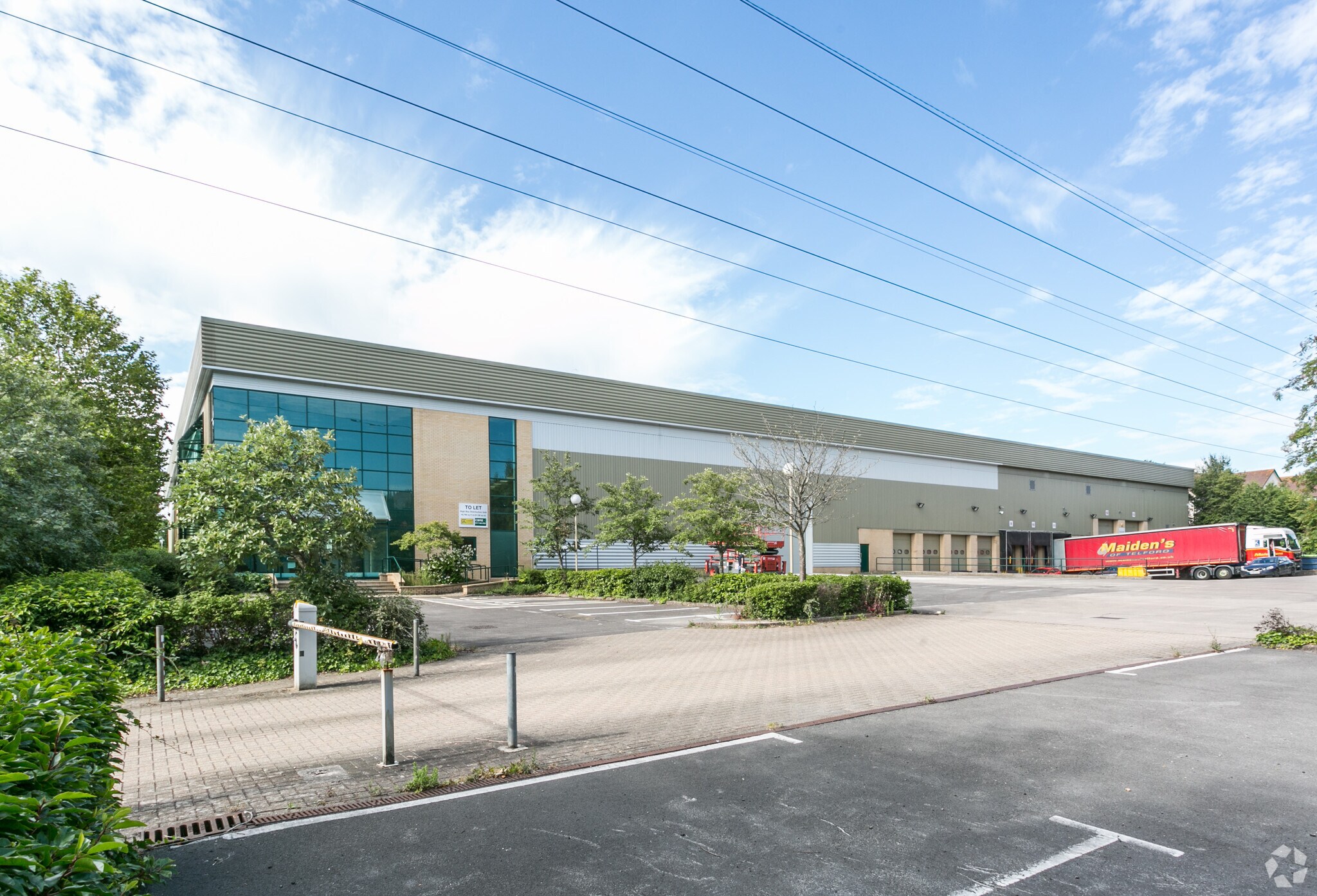 Hawkley Dr, Bradley Stoke for sale Primary Photo- Image 1 of 1