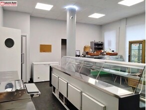 Retail in Arganda del Rey, Madrid to rent Interior Photo- Image 2 of 8