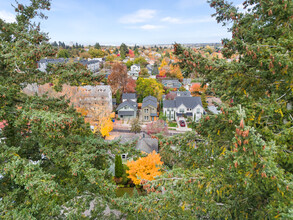 1723 Se Miller St, Portland, OR for sale Primary Photo- Image 1 of 36