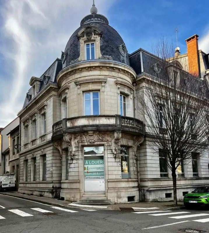 Location Commerce 120 m² - Photo 1