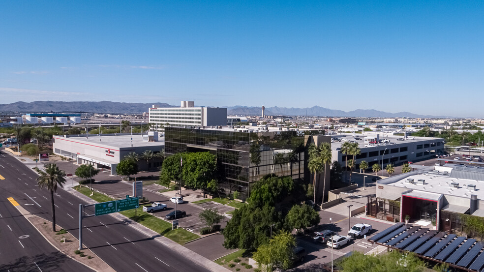 120 N 44th St, Phoenix, AZ for rent - Building Photo - Image 1 of 6