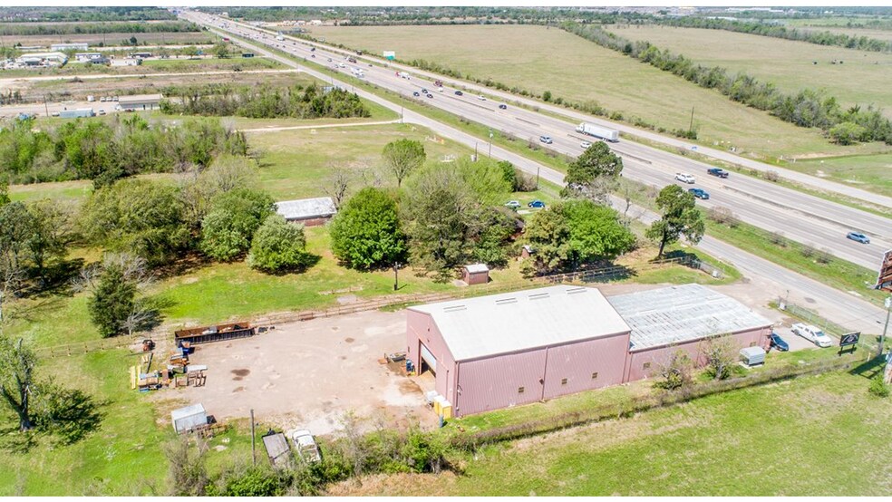 7108 East Fwy, Baytown, TX for sale - Building Photo - Image 3 of 3