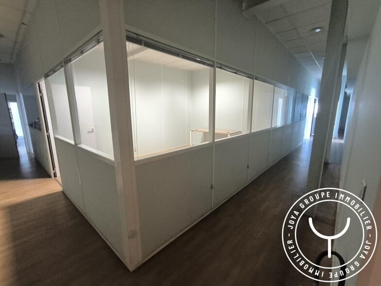 Office in Wissous to rent - Interior Photo - Image 3 of 7