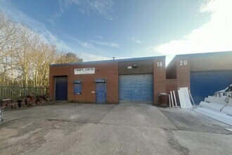 18 Hotchkiss Way, Coventry to rent Building Photo- Image 1 of 4