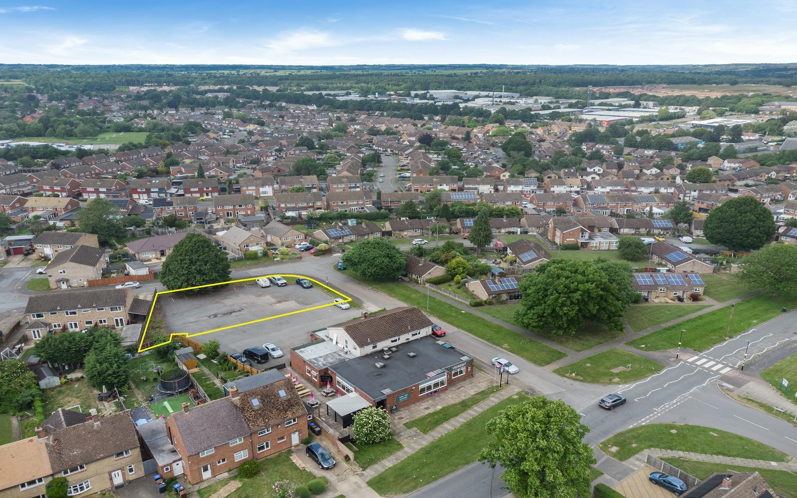 61 Eastfield Rd, Northampton for sale Primary Photo- Image 1 of 7