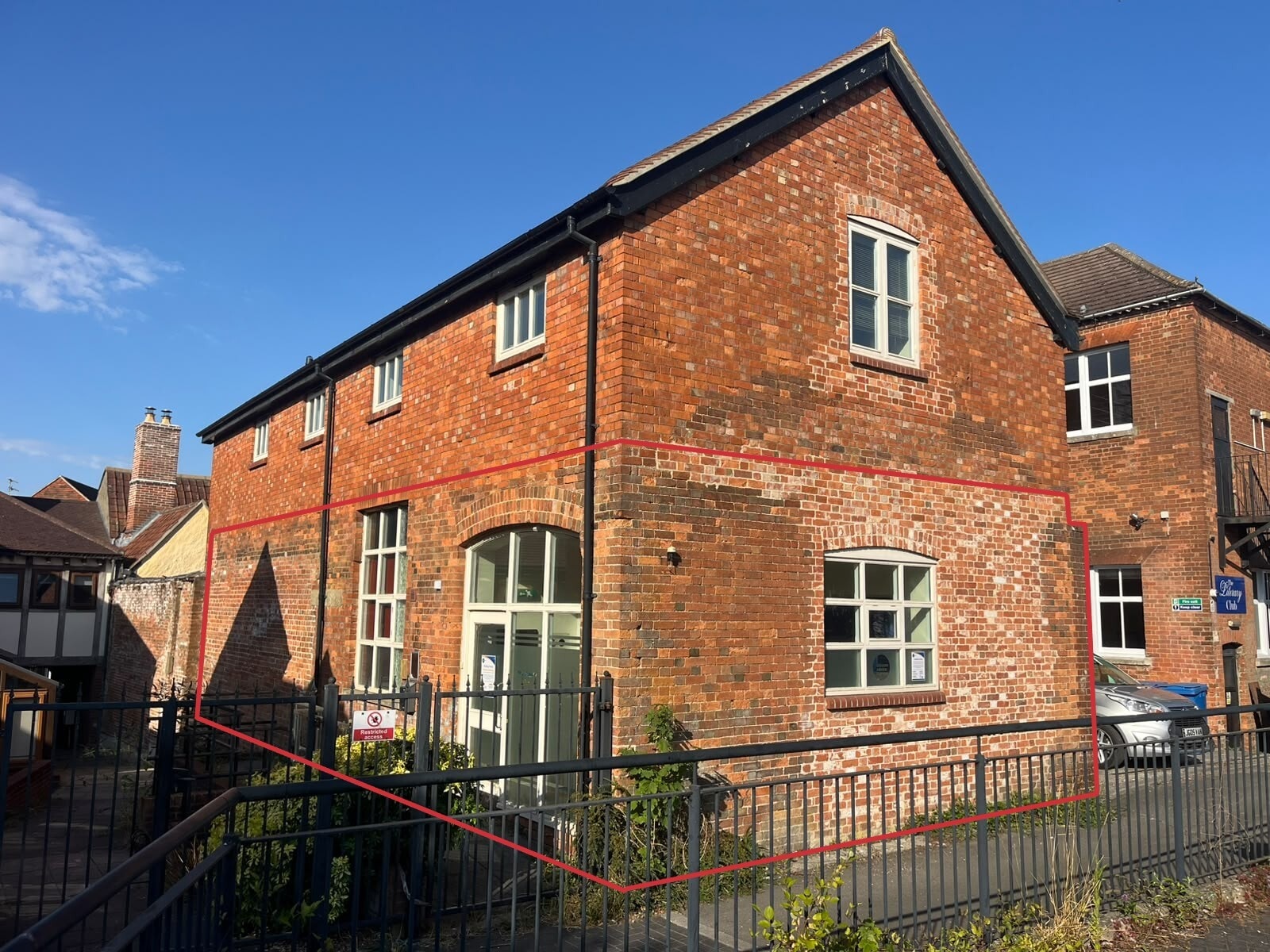 New Park St, Devizes for sale Interior Photo- Image 1 of 4