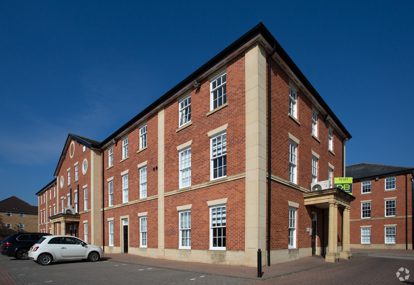 Vernon Gate, Derby for rent - Primary Photo - Image 1 of 3