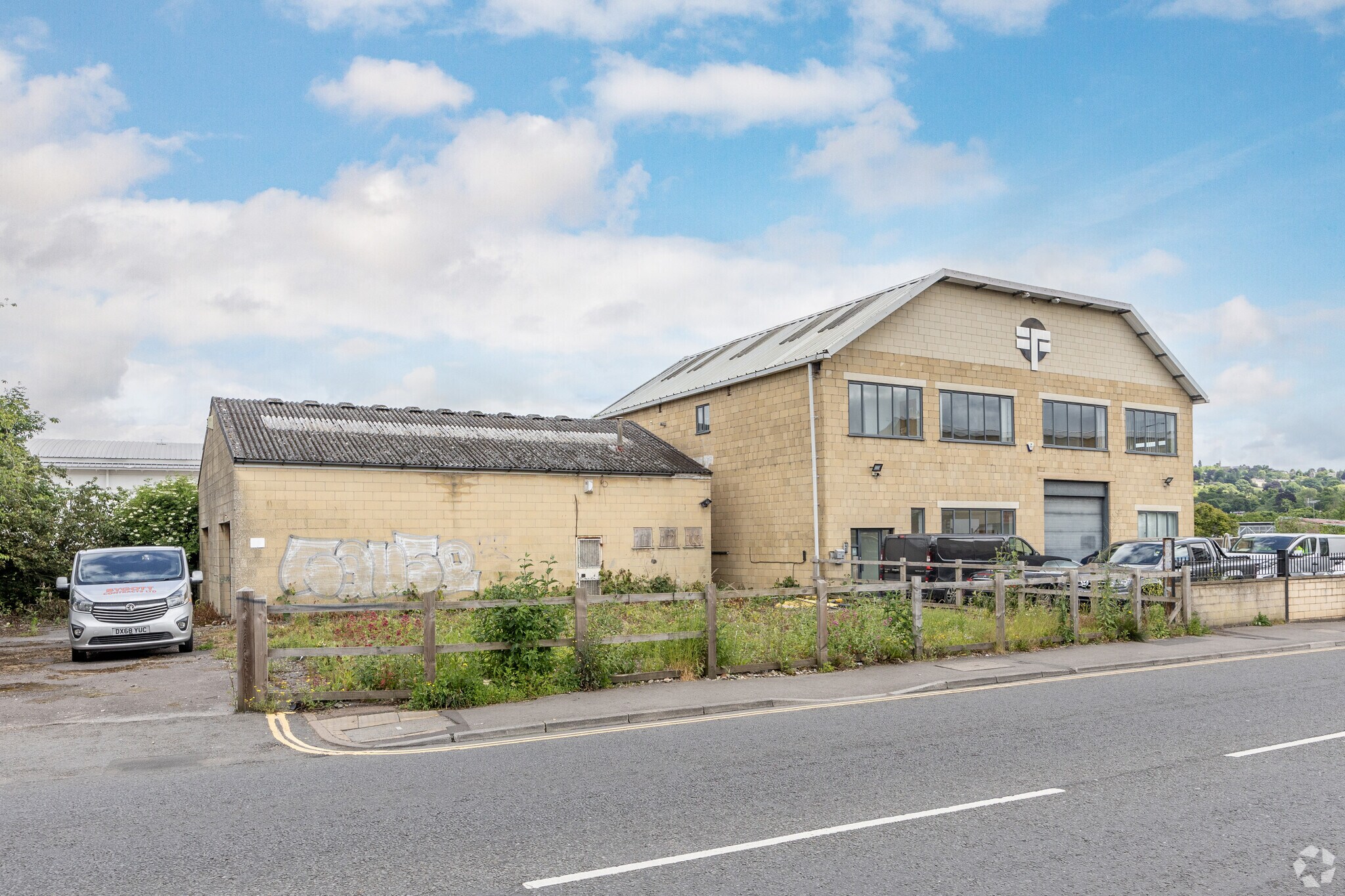 8-9 Lower Bristol Rd, Bath for sale Primary Photo- Image 1 of 1