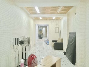 Retail in Madrid, Madrid to rent Building Photo- Image 2 of 7