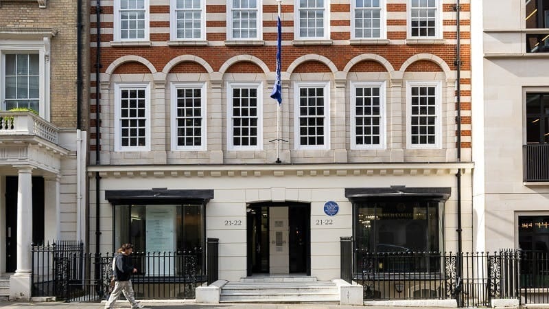 21-22 Grosvenor St, London to rent - Building Photo - Image 1 of 22