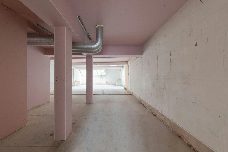 306-306A Fulham Rd, London to rent - Building Photo - Image 3 of 7