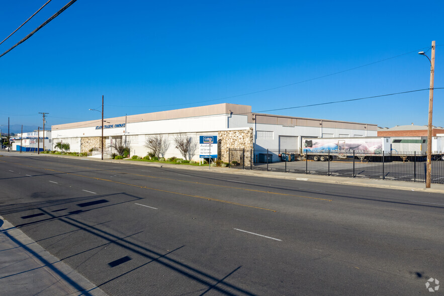 2240 S Garfield Ave, Commerce, CA for rent - Building Photo - Image 2 of 6