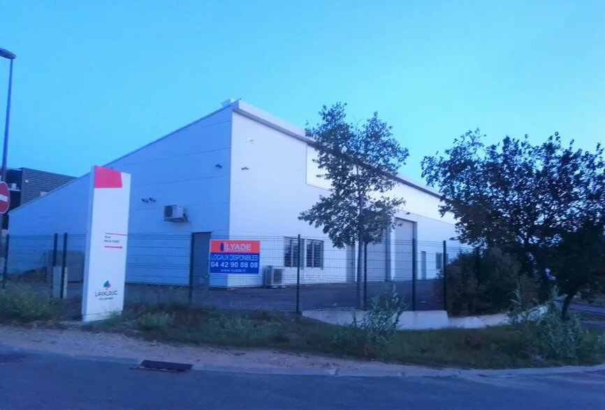 380 Allée Marie Curie, Fos-sur-Mer to rent - Building Photo - Image 2 of 11