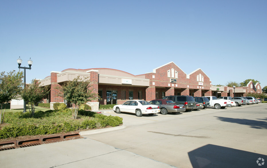 1401 S Douglas Blvd, Midwest City, OK for rent - Building Photo - Image 2 of 14